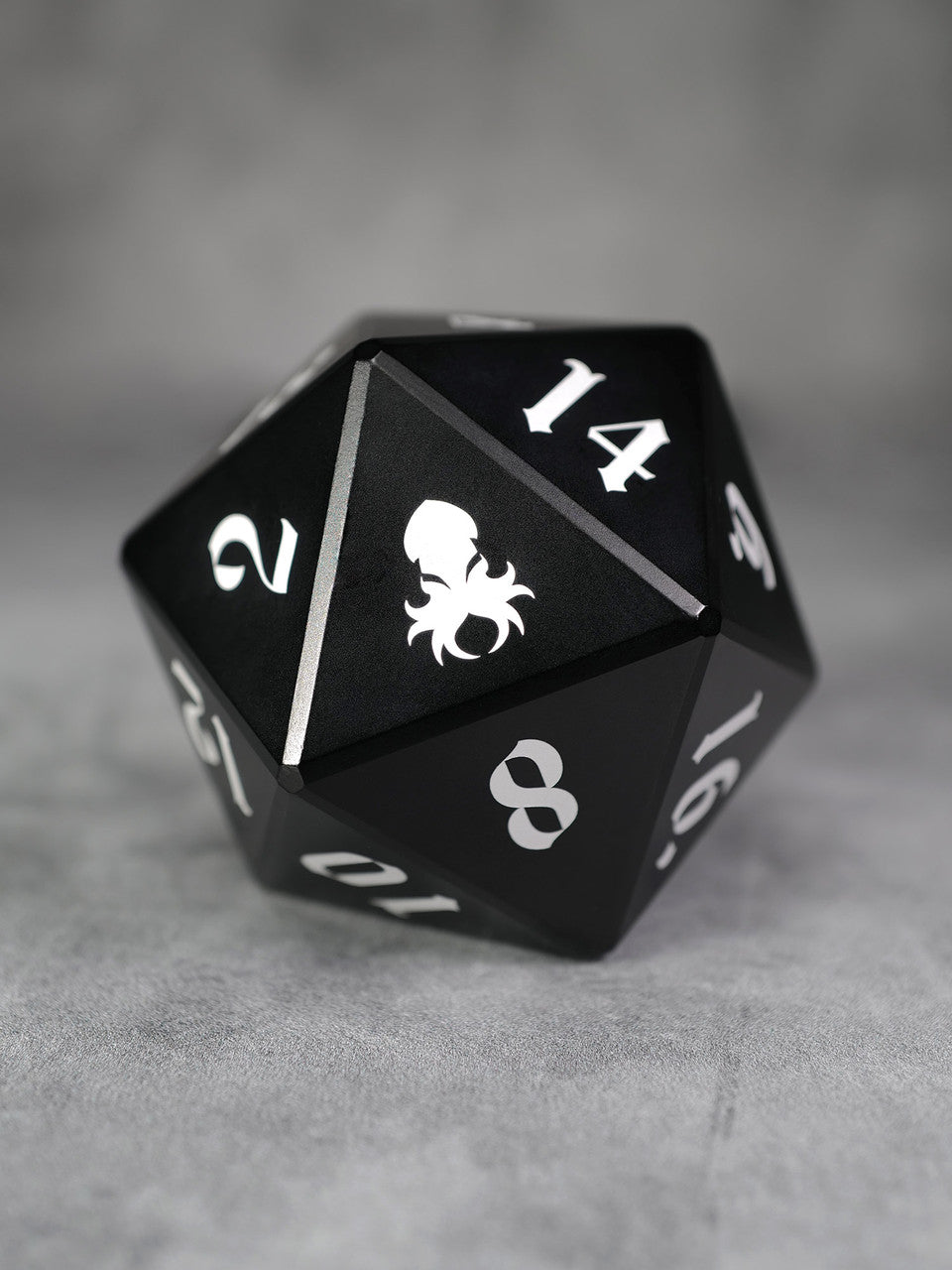 Vulcan: 75mm Black Precision Aluminum Single D20